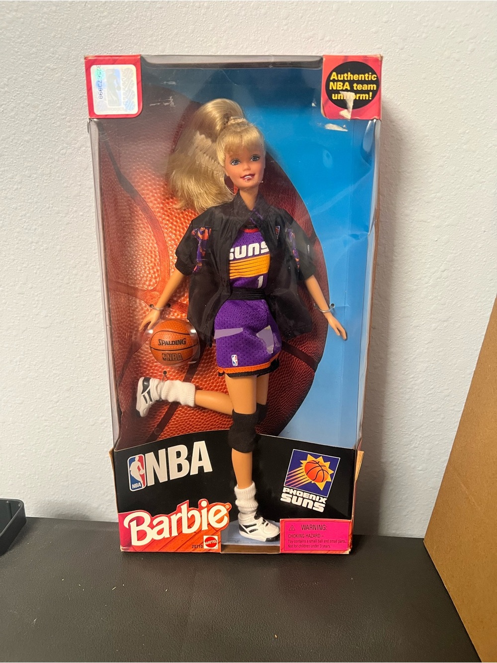 vintage 1998 NBA Barbie, Phoenix Suns, Never Opened